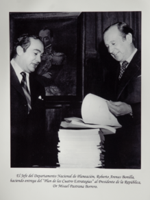 Archivo:Roberto A. Bonilla