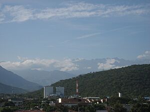 Archivo:Sierra Nevada de Santa Marta - Valledupar
