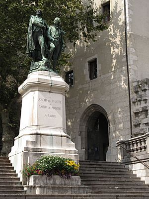 Archivo:Statue des frères de Maistre