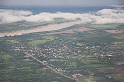 Yapacaní y Río Yapacaní - panoramio.jpg