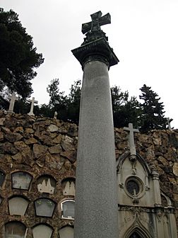 Archivo:165 Tomba de Dolors Monserdà, columna