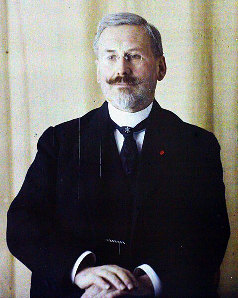 1918 Charles Édouard Guillaume