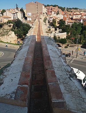 Archivo:Acueducto-viaducto de Teruel 2018