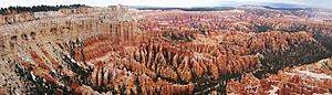 Archivo:Bryce Amphitheater from Bryce Point-2000px