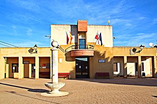 Casa consistorial de Villardondiego.jpg