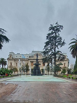 Archivo:Casa de Gobierno de la Provincia de Jujuy
