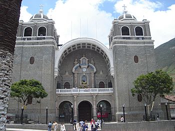 Archivo:Cathedral in Otuzco