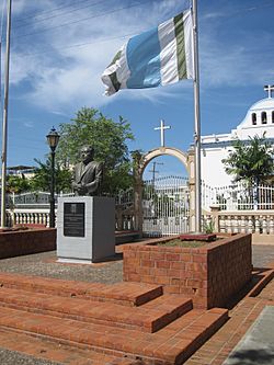 Central plaza and Catholic church in Vega Alta, Puerto Rico.jpg