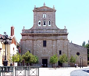 Archivo:Church of San Pablo in Palencia