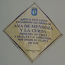 Archivo:Commemorative plaque to Ana de Mendoza de la Cerda