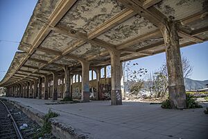 Archivo:Estación Calera (10272356064)