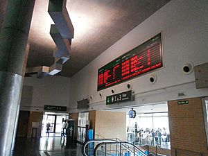 Archivo:Estación de Huesca (25)
