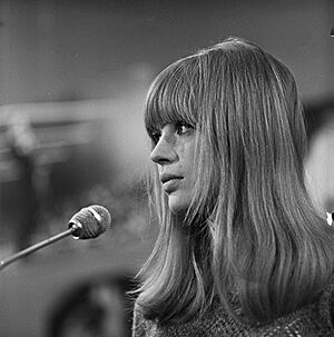 Archivo:Fanclub1966MarianneFaithfull1