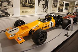 Archivo:McLaren M7A - Donington Park