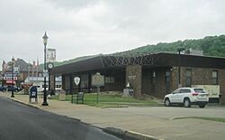 Monongahela City Hall, PA, May 2024.jpg