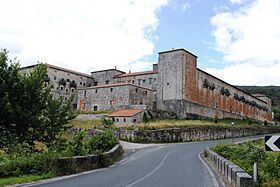 Mosteiro de Oseira, exterior.JPG