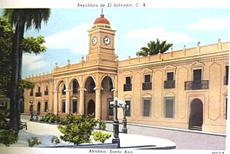 Archivo:Palacio Municipal Santa Ana 1940s