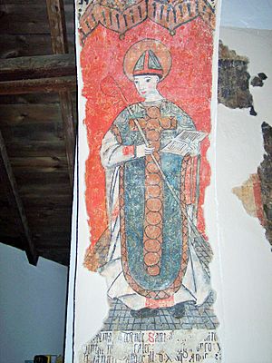Archivo:Pinturas murales iglesia de Santiago-Capilla-Badajoz