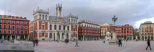 Archivo:Plaza Mayor Valladolid1 edited