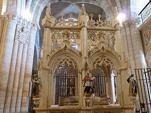 Archivo:San Juan de Ortega (BURGOS). Iglesia monasterial. 100