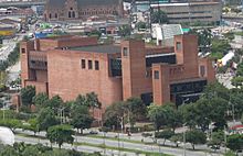 Archivo:Teatro Metropolitano de Medellín