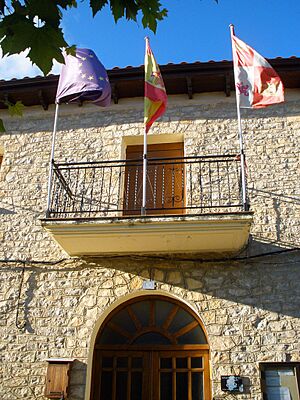 Archivo:Basconcillos del Tozo - Ayuntamiento