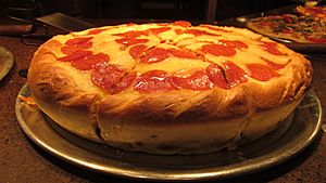 Archivo:Bristol Farms Chicago Deep Dish meat pizza