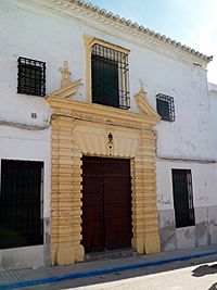 Archivo:Casa de Capellanía - Montalbán de Córdoba