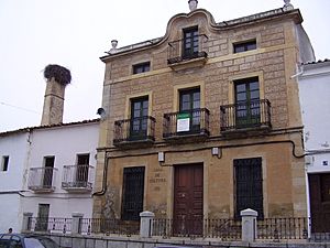 Archivo:Casa de Cultura Cañaveral