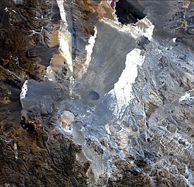 Cerro Blanco volcano (AVA Granule L1B 20000916145757).jpg