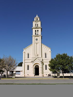 Archivo:Iglesia Nuestra Señora del Rosario de Las Perdices