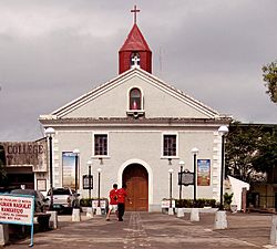 Archivo:Iglesia de San Luis de Tolosa de Baler, Aurora, Filipinas