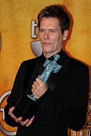 Archivo:Kevin Bacon at the 2010 SAG Awards