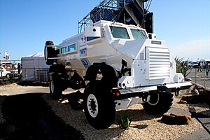 Archivo:Mechem Casspir Mk II (9686200019)