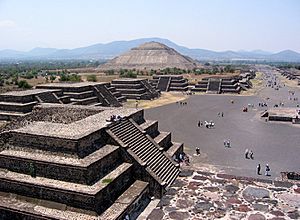 Archivo:Mexico SunMoonPyramid