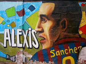 Archivo:Mural en homenaje a Alexis Sánchez, en el Estadio Municipal de Tocopilla