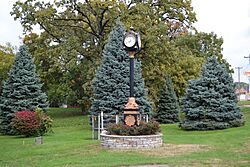 North Pekin clock 20231019 0616.jpg