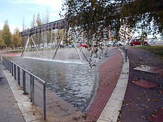 Parc lineal de la Gran Via2.JPG