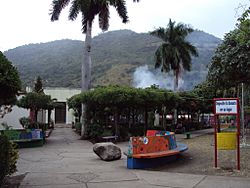 Parque Central, La Trinidad.jpg