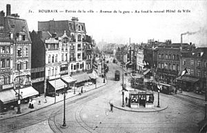 Archivo:Place de la gare Roubaix 19XX