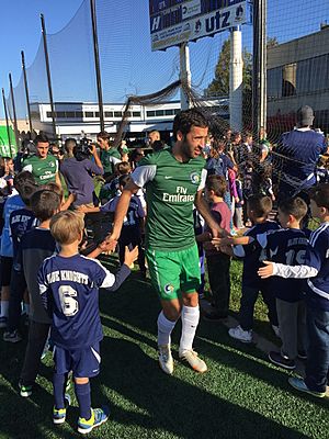 Archivo:Raúl walkout 2 Edmonton