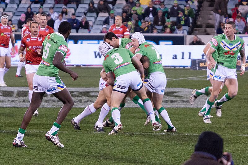 Raiders v Dragons