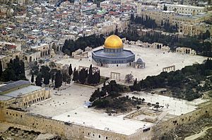 Archivo:Temple Mount (Aerial view, 2007) 05
