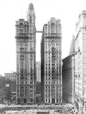 Trinity - U.S. Realty Bldgs., New York City LCCN2007677039 (altered).jpg