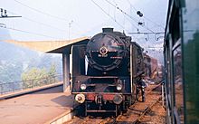 Archivo:Yugoslav Railways (JŽ) Class 06 at Zidani Most