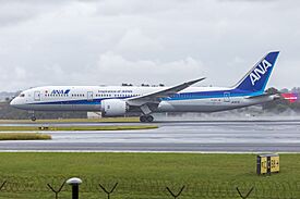 All Nippon Airways (JA927A) Boeing 787-9 Dreamliner departing Sydney Airport (3).jpg