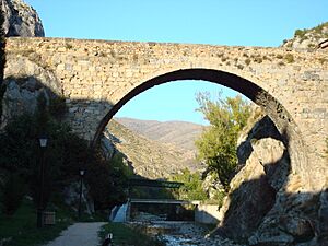 Archivo:Arnedillo - 010 (30627014951)