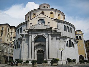Archivo:Crkva Sv Vida Rijeka 140807