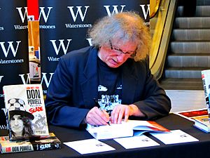 Archivo:Don Powell Book Signing