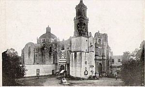 Archivo:El templo de San Gabriel Arcángel